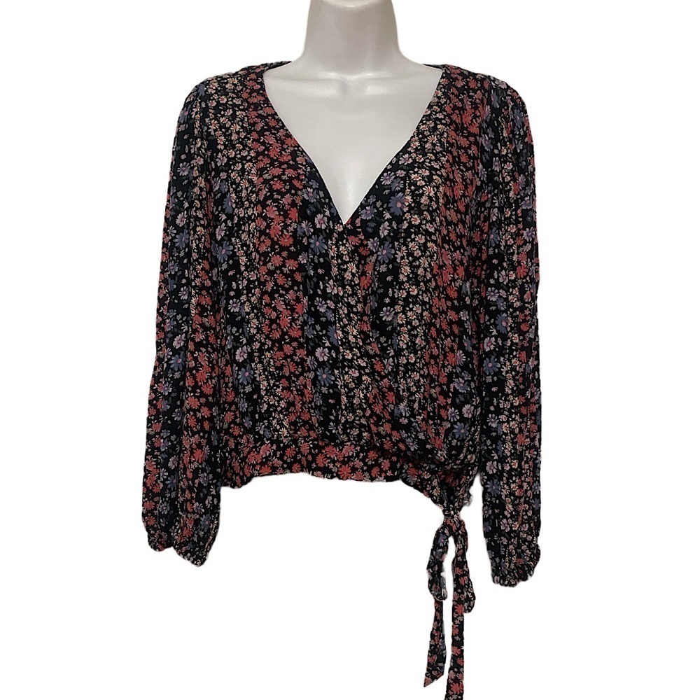 American Eagle Outfitters Black and Pink Blouse Surplice V-Neck Balloon Sleeve